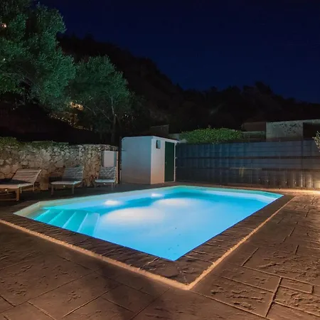 Stone House With Pool Ljubica Vila Kostanje