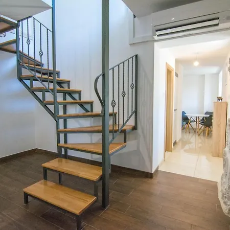 Stone House With Pool Ljubica *