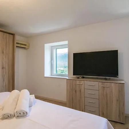 Stone House With Pool Ljubica * Kostanje