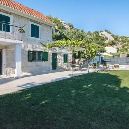 Stone House With Pool Ljubica Kostanje