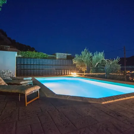 Stone House With Pool Ljubica